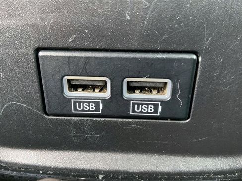 Used 2021 Chrysler 300 S image 33