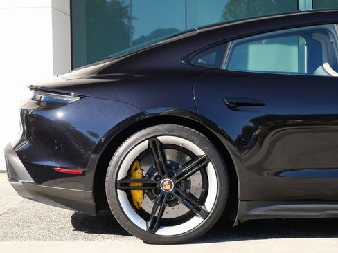 Used 2020 Porsche Taycan Turbo S image 11