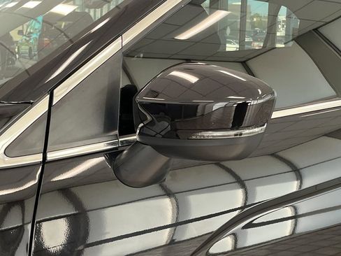 Used 2023 Mitsubishi Eclipse Cross SE image 11