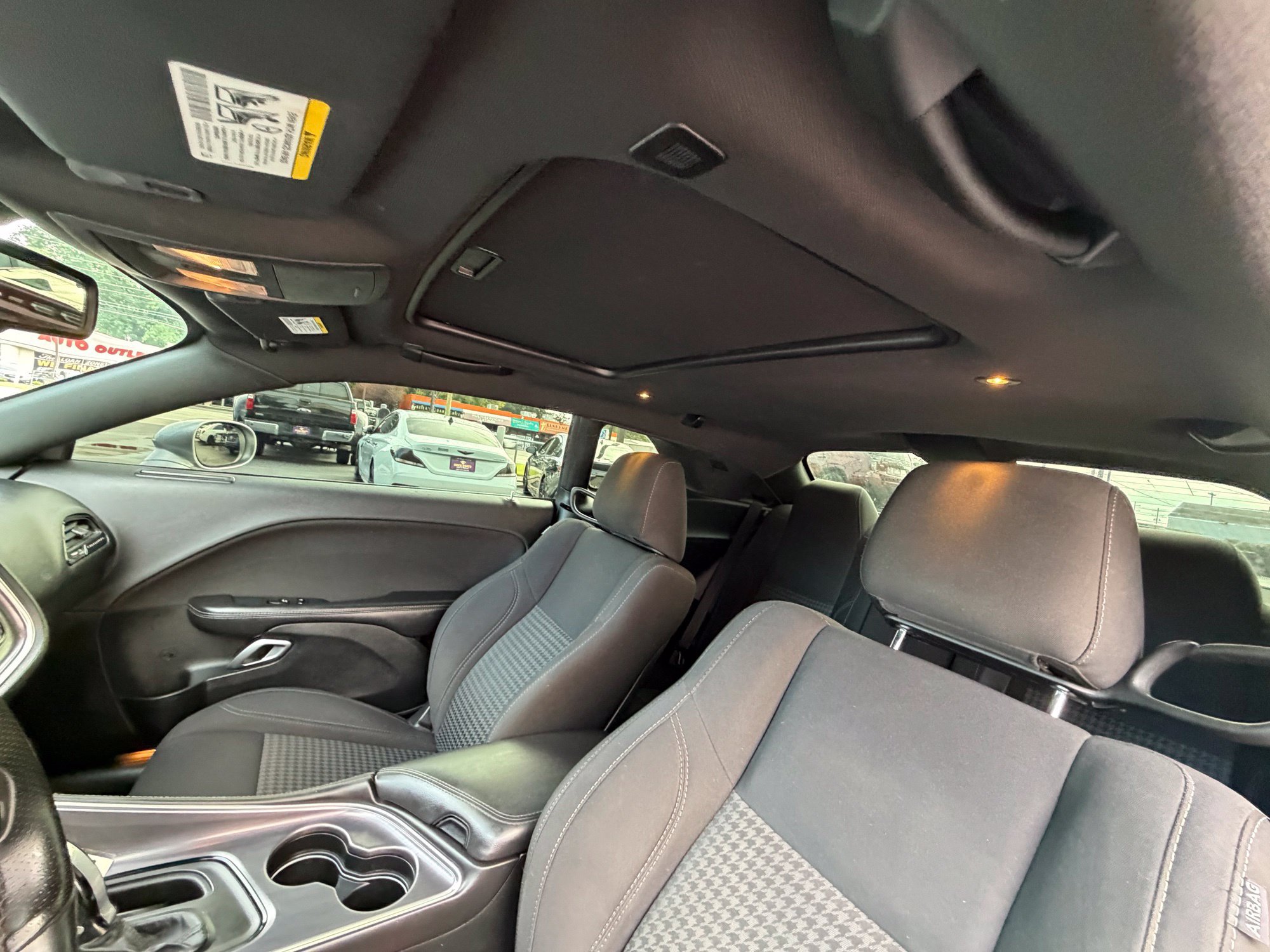 Used 2018 Dodge Challenger R/T RWD image 18