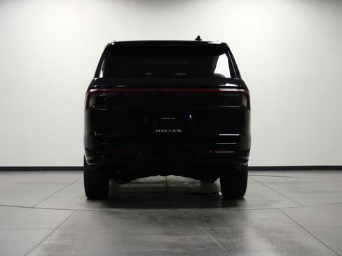 Used 2025 Lincoln Navigator L Black Label AWD/4WD image 5
