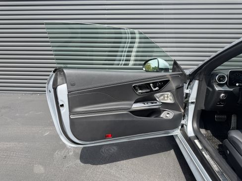 Used 2024 Mercedes-Benz CLE 300 4MATIC Cabriolet image 17