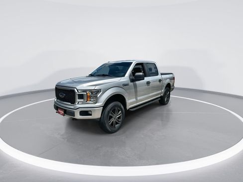 Used 2019 Ford F150 XL w/ Equipment Group 101A Mid AWD/4WD image 4
