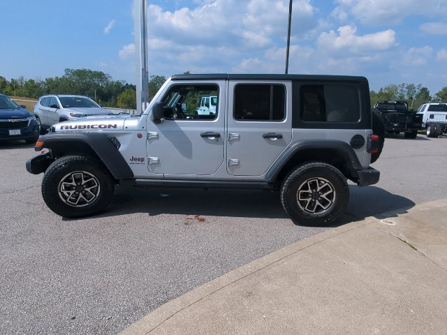 Used 2024 Jeep Wrangler Unlimited Rubicon AWD/4WD image 26
