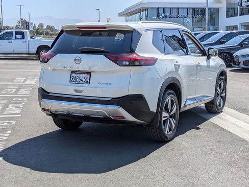 Used 2022 Nissan Rogue Platinum w/ Head-Up Display Package FWD image 6