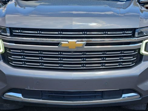 Certified 2021 Chevrolet Suburban Premier w/ Premium Package RWD image 9
