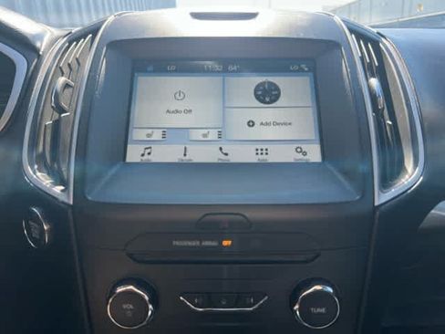 Used 2017 Ford Edge SEL w/ Equipment Group 201A FWD image 32