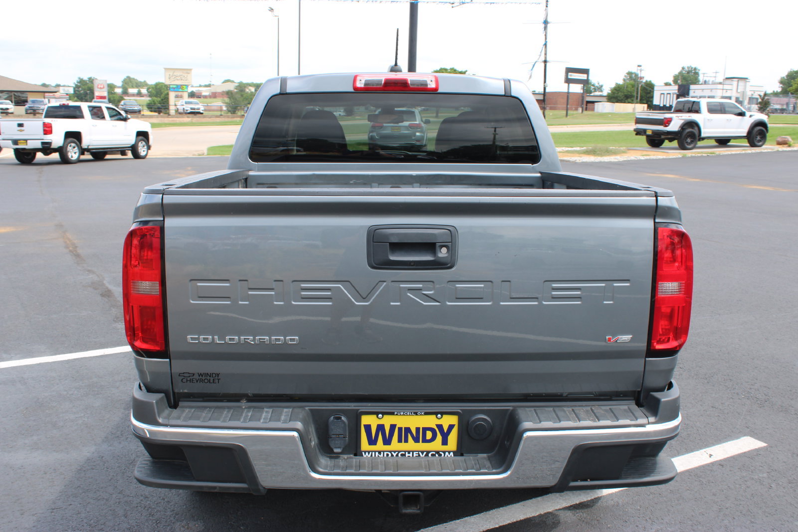 Used 2022 Chevrolet Colorado W/T AWD/4WD image 7