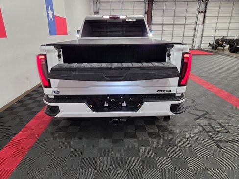Used 2024 GMC Sierra 2500 AT4 w/ AT4 Premium Plus Package AWD/4WD image 31