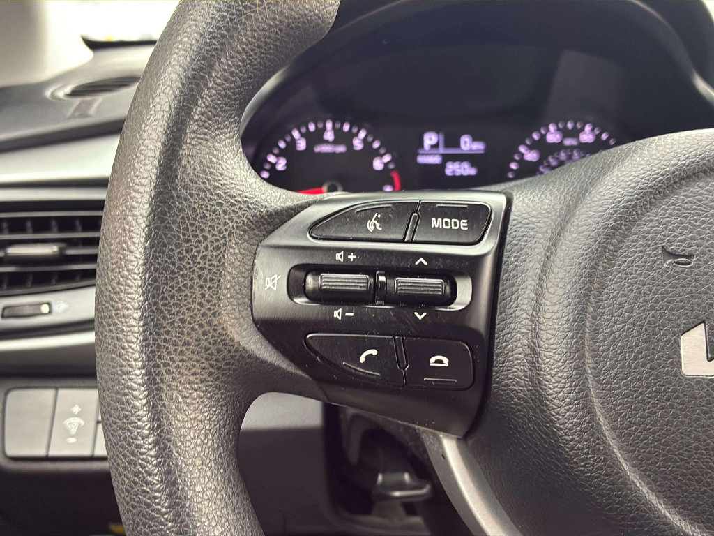Used 2022 Kia Rio S FWD image 17