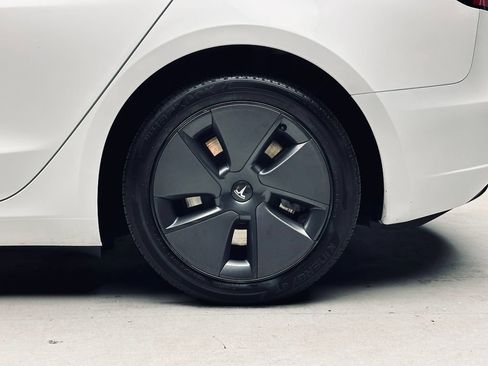 Used 2023 Tesla Model 3 Long Range AWD/4WD image 37