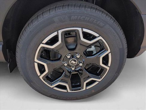 New 2025 Ford Bronco Sport Outer Banks w/ Outer Banks Tech Package+ image 10