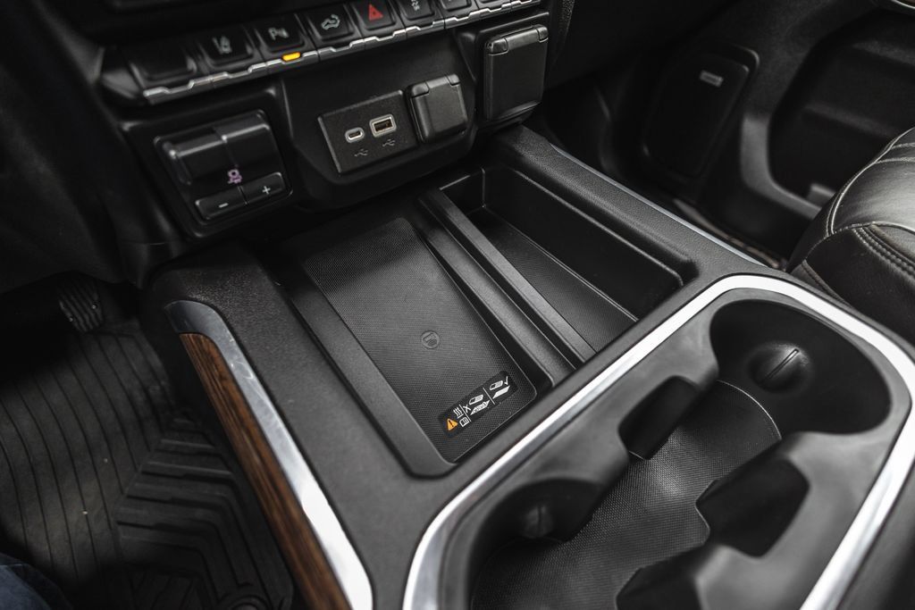 Used 2020 Chevrolet Silverado 3500 High Country w/ Z71 Off-Road Package AWD/4WD image 21