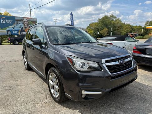 Used 2017 Subaru Forester 2.5i Touring AWD/4WD image 7