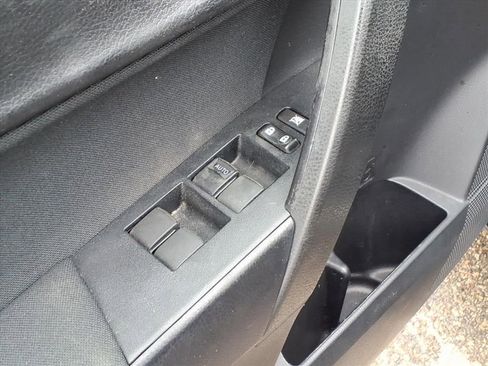 Used 2017 Toyota Corolla LE w/ Carpet Mat Package (TMS) image 17