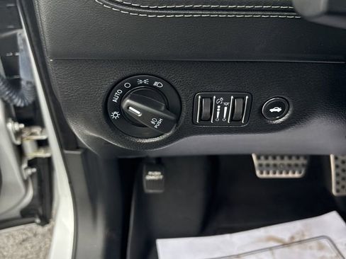 Used 2023 Dodge Charger Scat Pack w/ Daytona Edition Group image 28