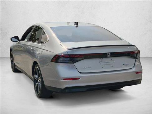 Used 2024 Honda Accord Sport image 7