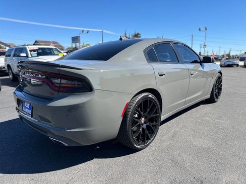 Used 2018 Dodge Charger R/T w/ Plus Group image 6