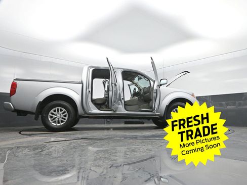 Used 2016 Nissan Frontier SV w/ SV Value Truck Package image 45