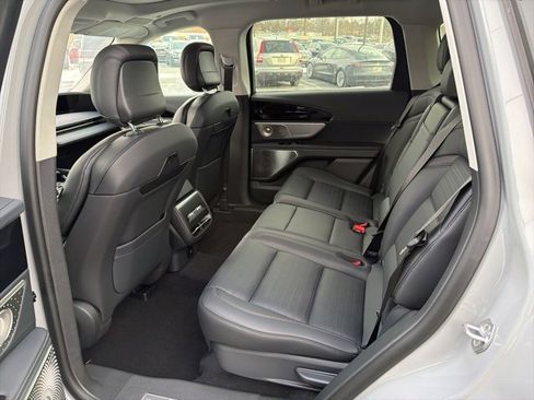 New 2026 Lincoln Nautilus Reserve image 8