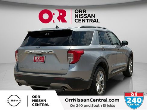 Used 2021 Ford Explorer Limited w/ Equipment Group 301A AWD/4WD image 5