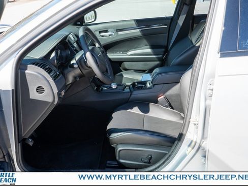 Used 2023 Chrysler 300 S w/ Comfort Group image 17