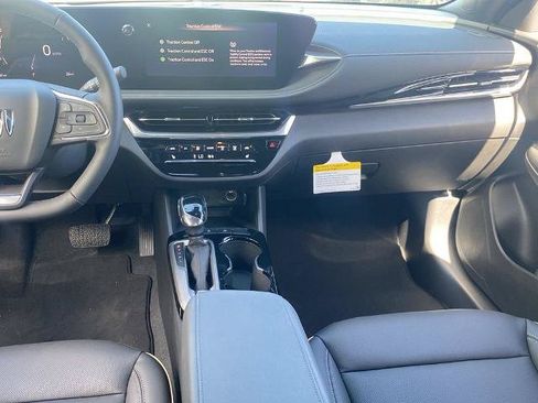 Used 2024 Buick Envista Avenir FWD image 11