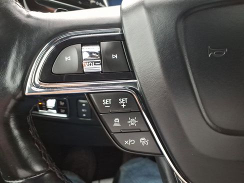 Used 2023 Lincoln Navigator Reserve image 22