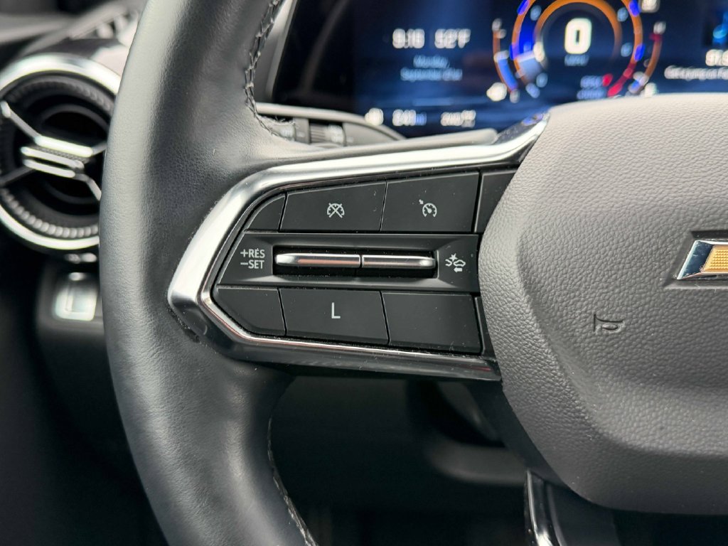 Used 2025 Chevrolet Equinox LT w/ Convenience Package II AWD/4WD image 35
