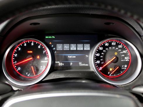 Used 2018 Toyota Camry XSE w/ Driver Assist Package FWD image 14