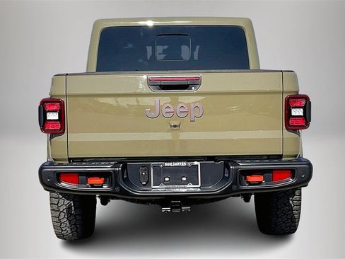 Used 2025 Jeep Gladiator Mojave image 6
