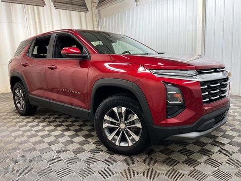 Certified 2025 Chevrolet Equinox LT AWD/4WD image 46