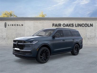 New 2025 Lincoln Navigator Reserve w/ Jet Appearance Package