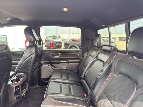 Used 2025 RAM 1500 Laramie AWD/4WD image 33