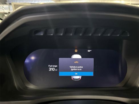 Certified 2024 Volvo XC90 B6 Plus w/ Protection Package Premier image 14