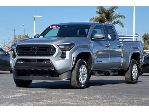 New 2026 Toyota Tacoma SR5 image 8