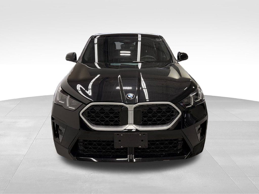 Used 2026 BMW X2 xDrive28i AWD/4WD image 8