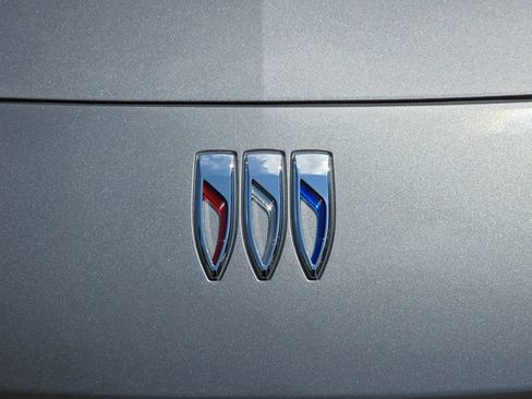 New 2026 Buick Envista Avenir FWD image 31