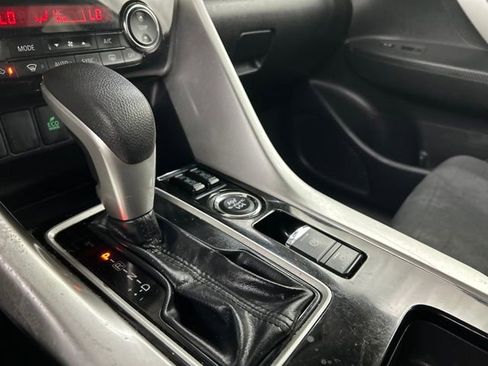 Used 2023 Mitsubishi Eclipse Cross AWD image 17