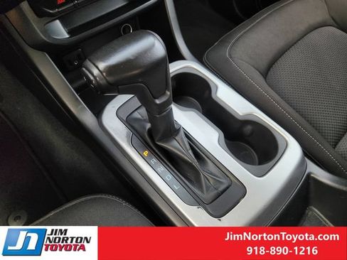 Used 2019 Chevrolet Colorado LT RWD image 22