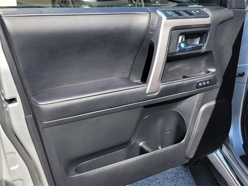 Used 2022 Toyota 4Runner Limited image 13
