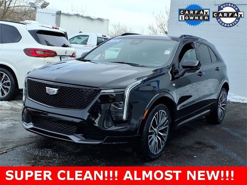 Used 2024 Cadillac XT4 Sport image 3