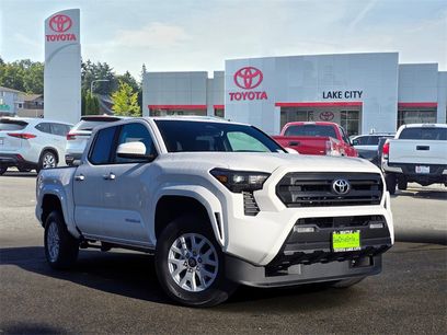 New 2026 Toyota Tacoma SR5