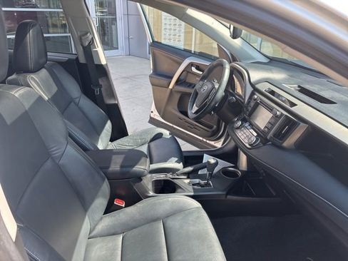 Used 2015 Toyota RAV4 Limited image 26