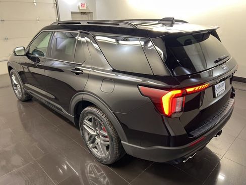 New 2026 Ford Explorer ST w/ Sun And Sound Package AWD/4WD image 4