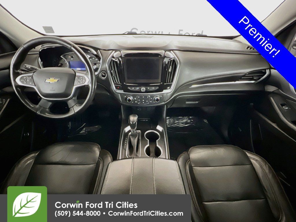 Used 2021 Chevrolet Traverse Premier w/ LPO, Blackout Package AWD/4WD image 7