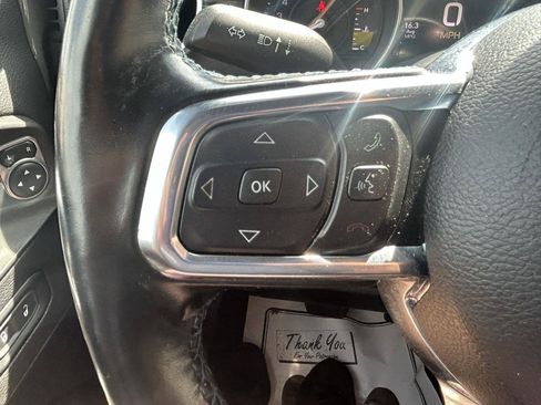 Used 2021 Jeep Wrangler Unlimited Rubicon 4xe w/ Cold Weather Group AWD/4WD image 18