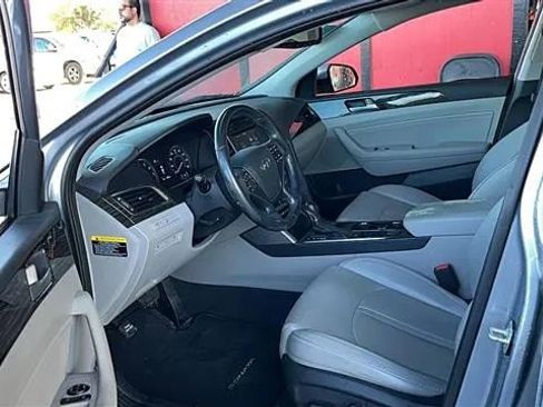 Used 2016 Hyundai Sonata Limited image 4