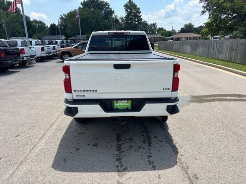Used 2022 Chevrolet Silverado 2500 LTZ w/ LTZ Plus Package AWD/4WD image 4