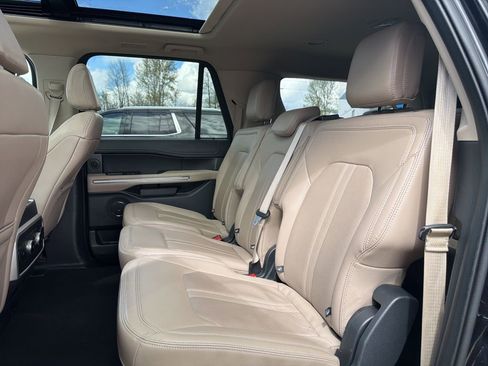 Used 2024 Ford Expedition Max Limited image 17